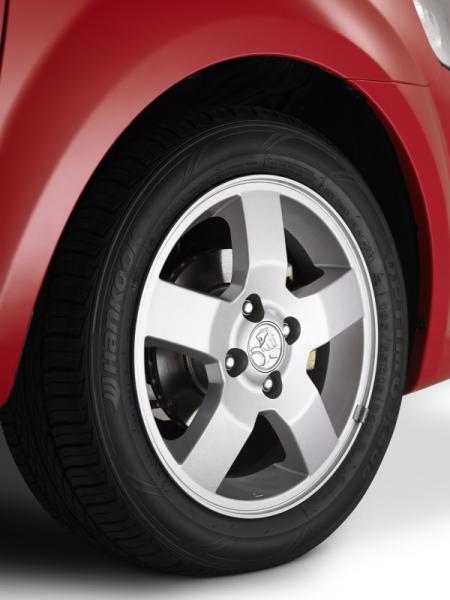 Holden TK Barina (2006)