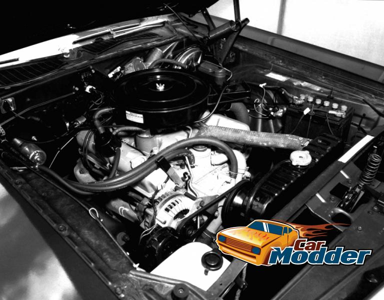 1971 Dodge Challenger Engine