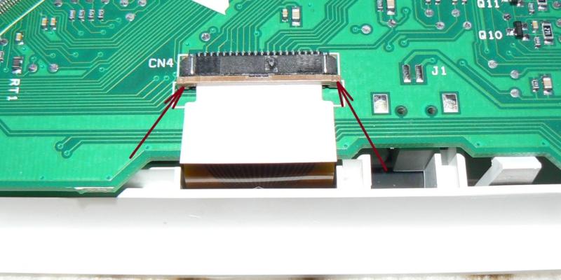 LCD Electrical Connector Closed