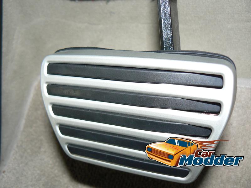 Sports Brake Rubber Installation