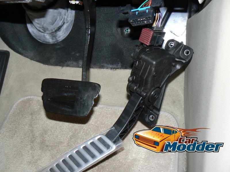 Sports Accelerator Pedal Installation