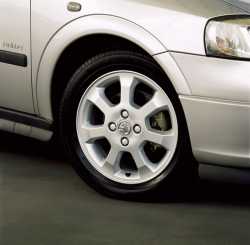 Holden Astra TS 2004