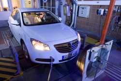 Opel Insignia Testing