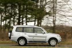 2011 Mitsubishi Pajero / Shogun / Montero Exterior