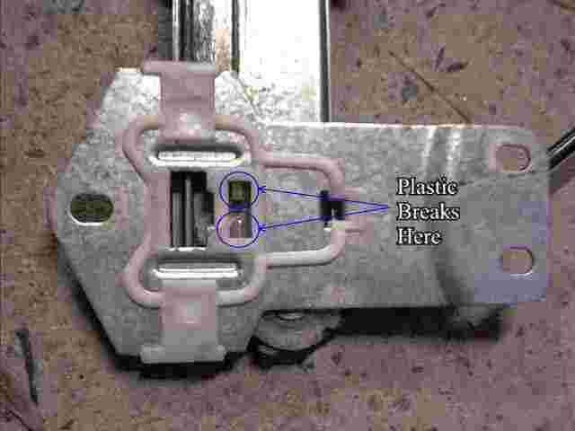 A Picture of a Window Winder, showing the Plastic Clips that break with force