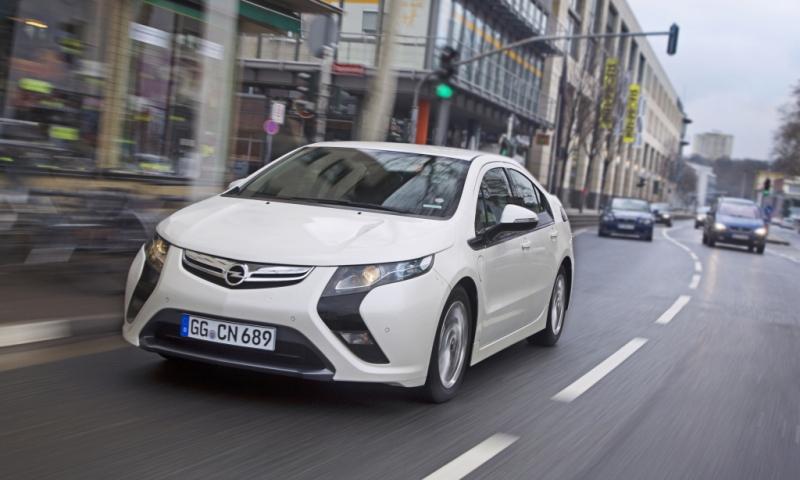 Opel Ampera Hybrid Vehicle