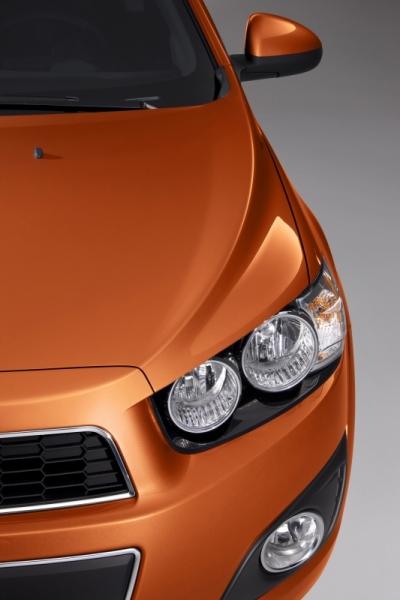 2012 hevrolet Sonic Hatchback