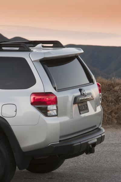 2010 Toyota 4Runner and Hilux Surf Trail