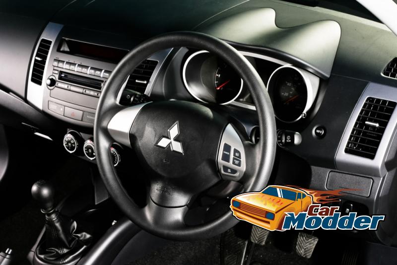 2010 Mitsubishi Outlander Commercial