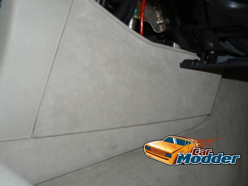 Footwell Side Trim Removal 1