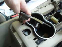 Removing the Auto Console Cupholder Trim