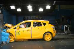 Opel Astra JD Crash Testing