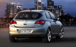 Opel Astra JD