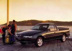 VR Commodore Ute