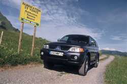 2005 Mitsubishi Challenger